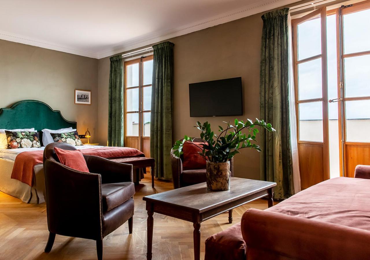 Langley Resort Napoleon Bonaparte LʼÎle-Rousse Екстериор снимка
